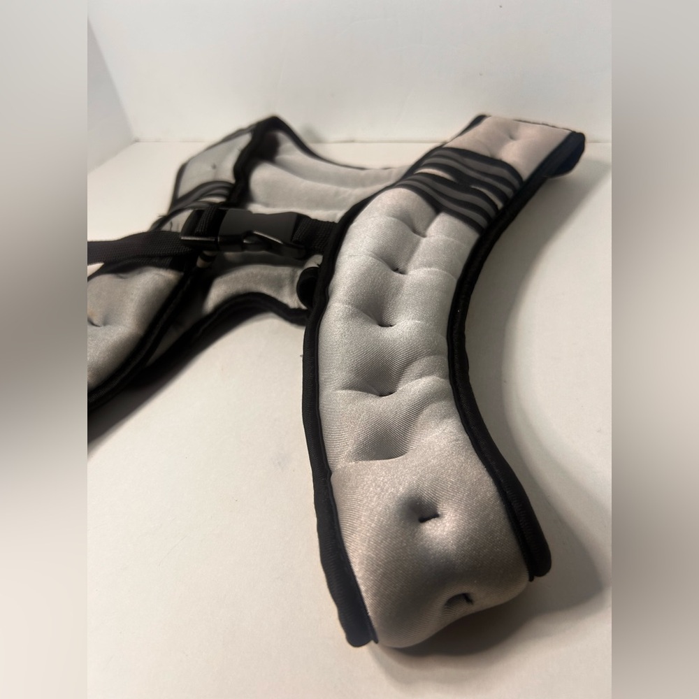 Weighted Exercise Vest. Silver/Black. 6 Pounds. Adjustable